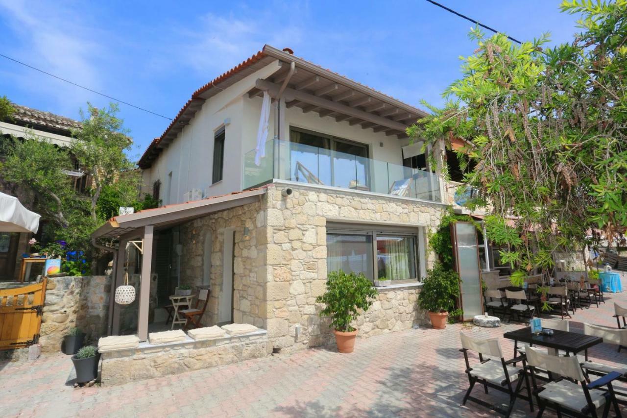 Theasea Villa Ajía Paraszkeví Kültér fotó